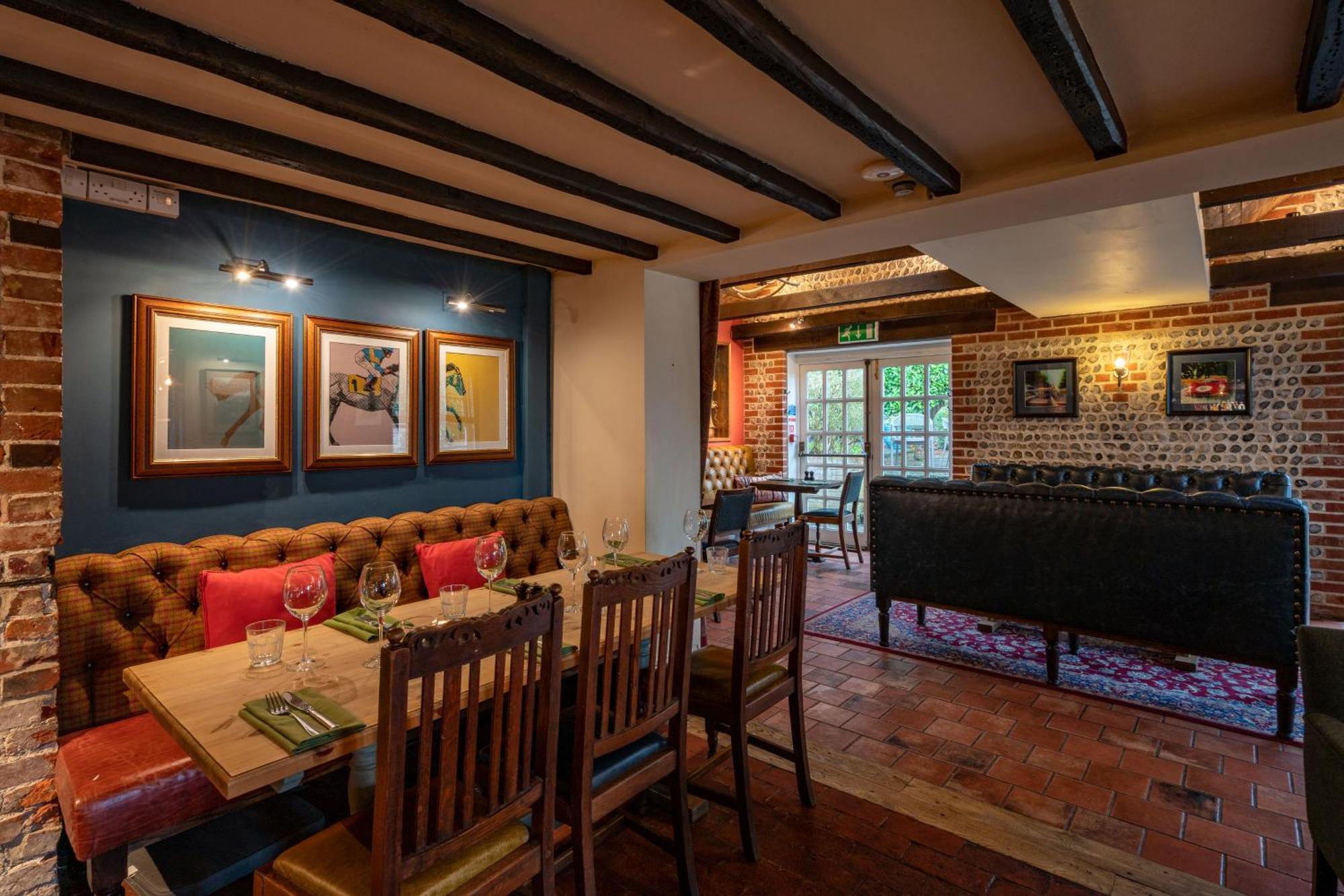 The Royal Oak Inn チチェスター エクステリア 写真