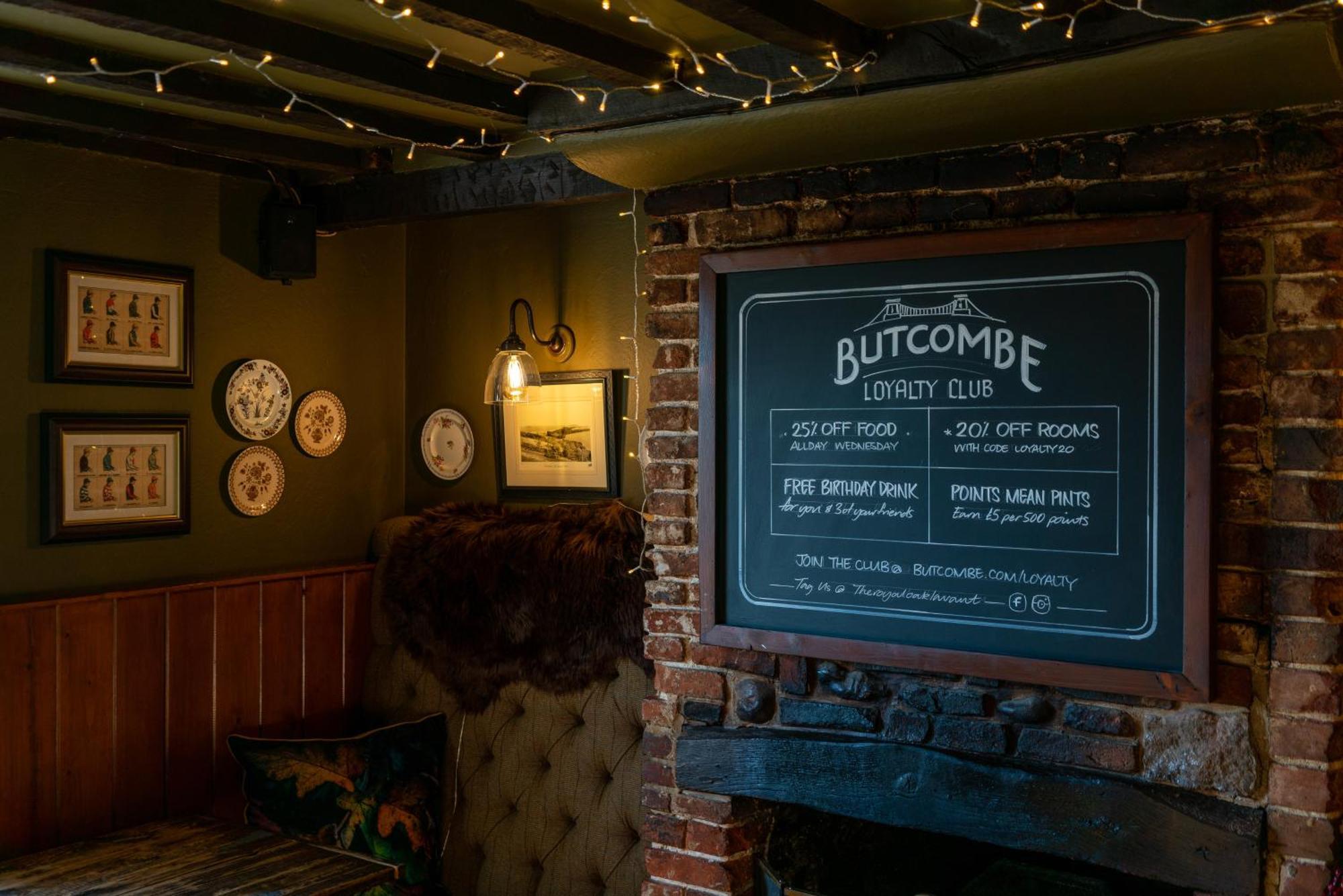 The Royal Oak Inn チチェスター エクステリア 写真